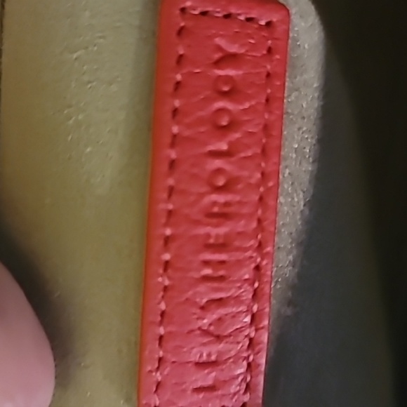 LEATHEROLOGY iPad Case - Picture 3 of 5